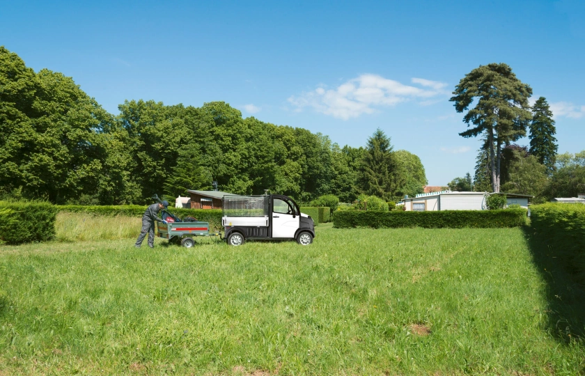 Ohne B Führerschein AIXAM-Fahrzeug D-Truck D-Truck plateau ridelles.jpg