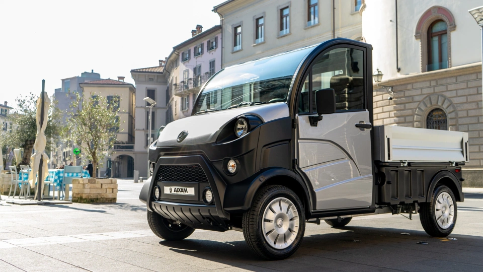 Ohne B Führerschein AIXAM-Fahrzeug D-Truck D-truck plateau ridelles 2.jpg