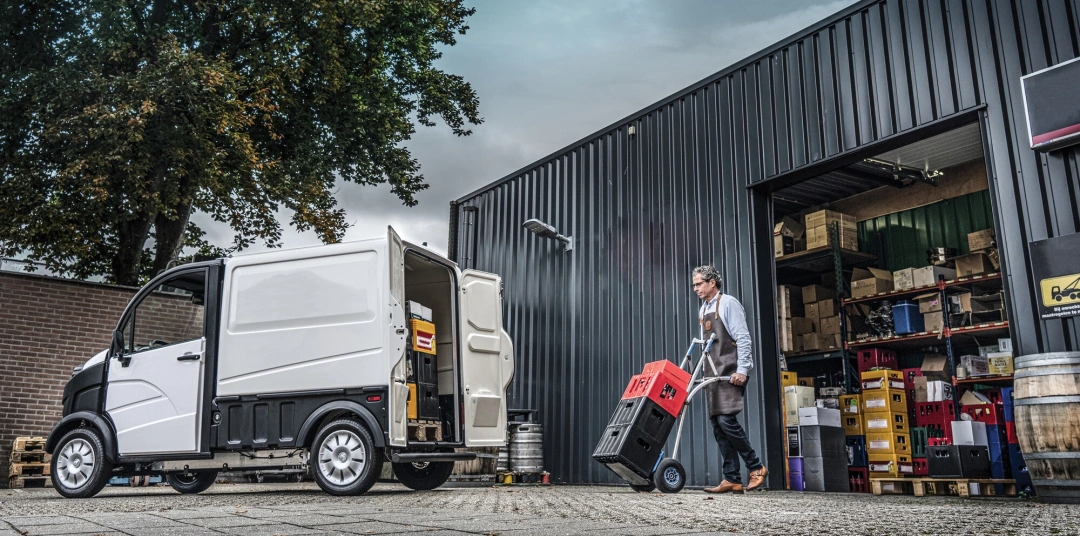 Ohne B Führerschein AIXAM-Fahrzeug e-Truck E-truck fourgon.jpg