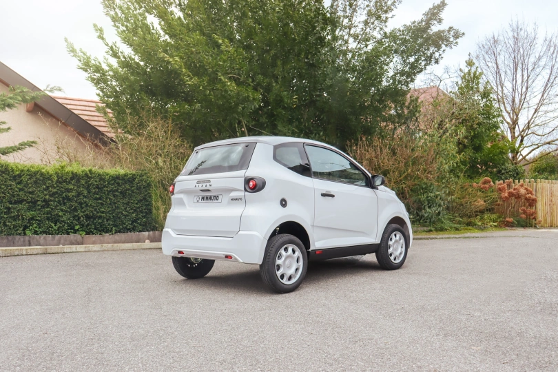 Ohne B Führerschein AIXAM-Fahrzeug Minauto 4.jpg